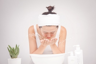 image 經(jīng)常洗臉